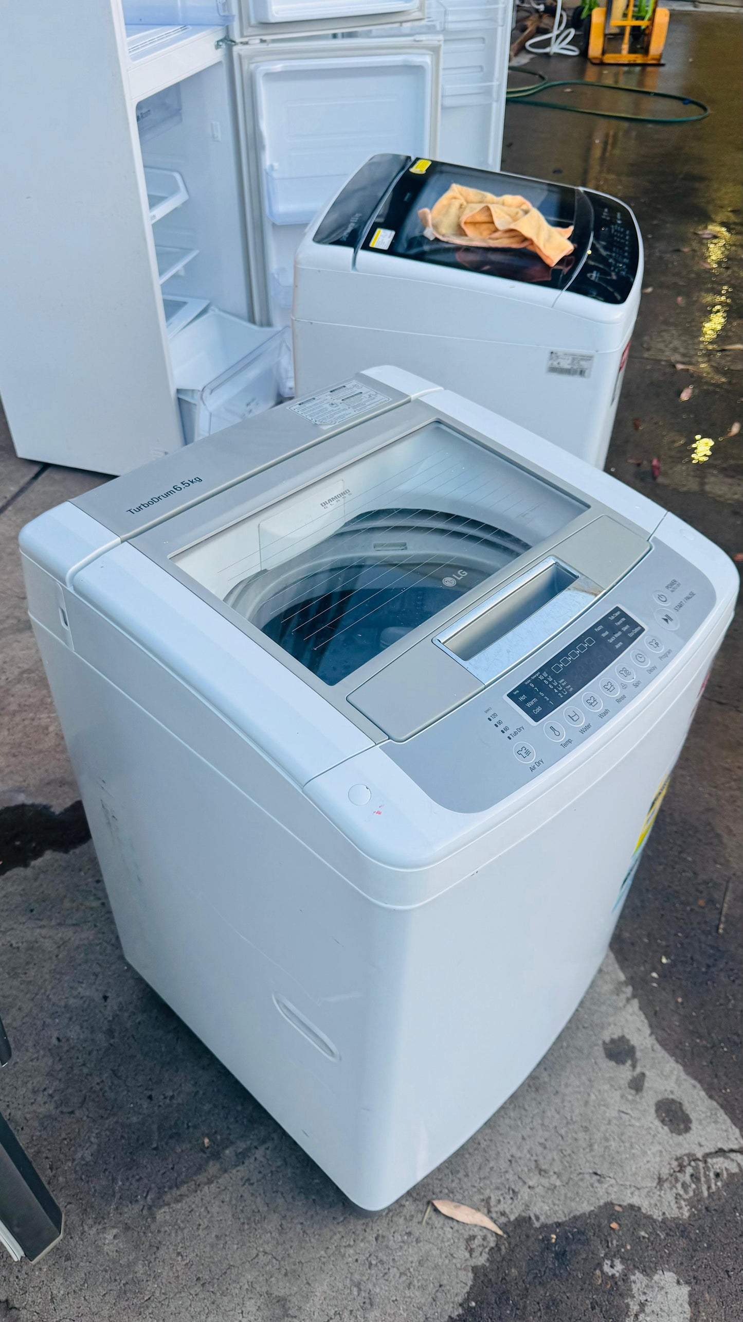 LG 6.5KGS TOP LOADER WASHING MACHINE