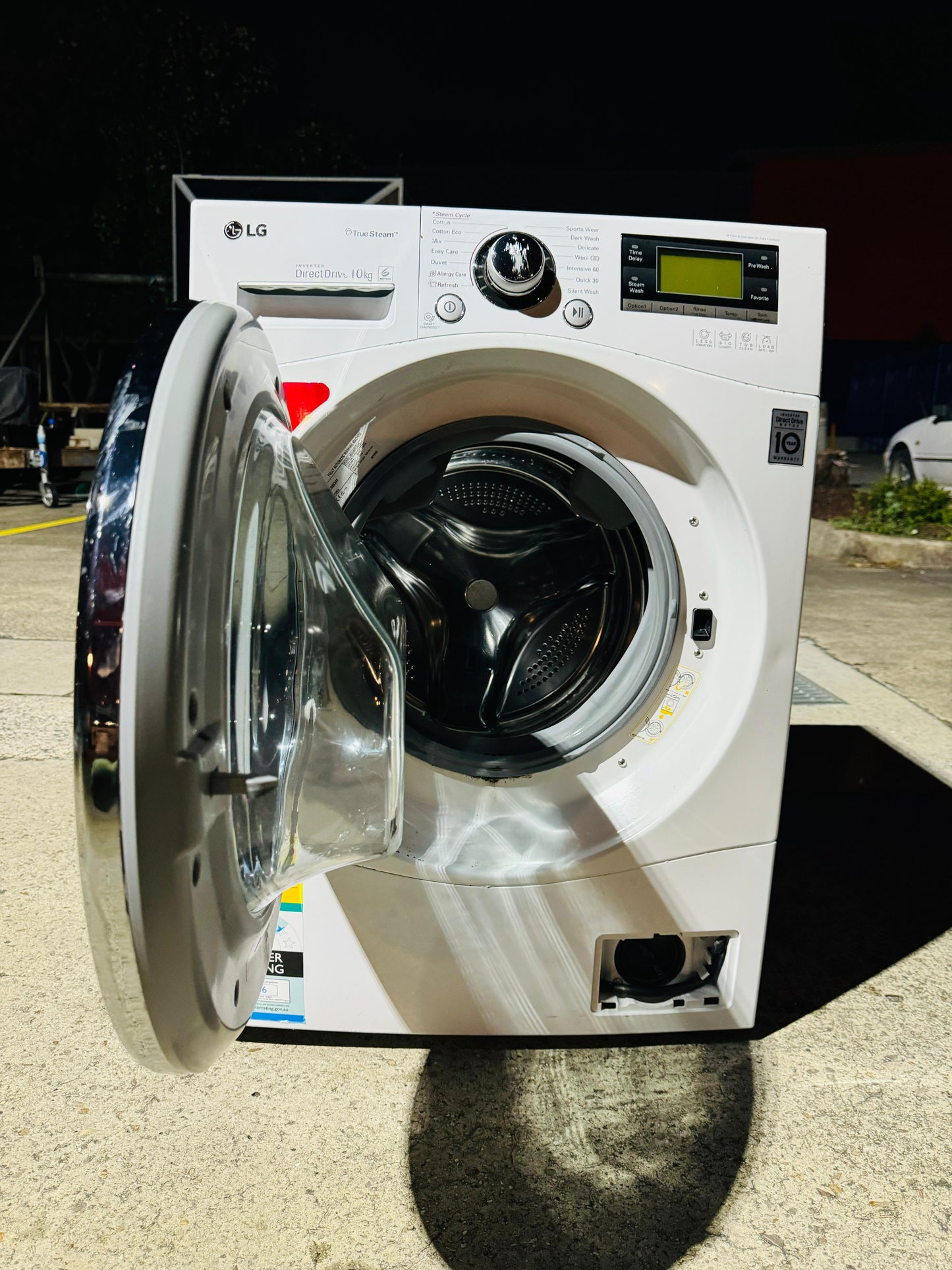 **LG 10KGS FRONT LOADER WASHING MACHINE**