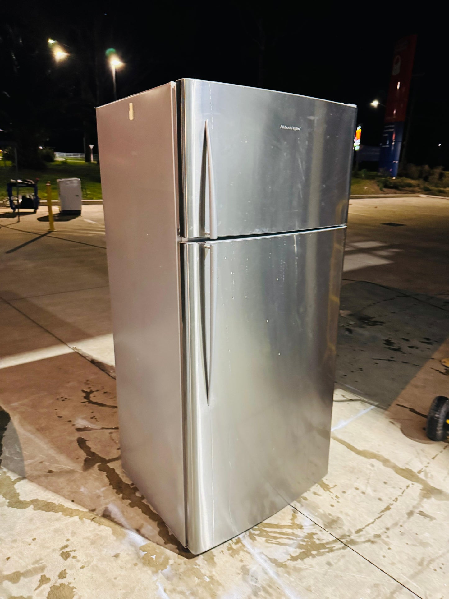 **FISHER & PAYKEL 517 LITRES FRIDGE FREEZER**