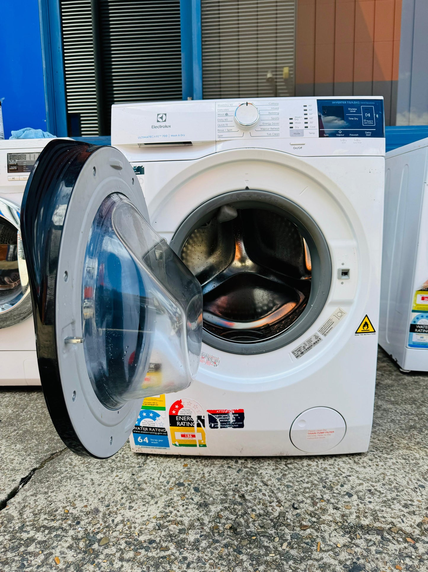 **ELECTROLUX 7.5 KGS FRONT LOADER WASHING MACHINE & 4.5 KGS DRYER COMBO**