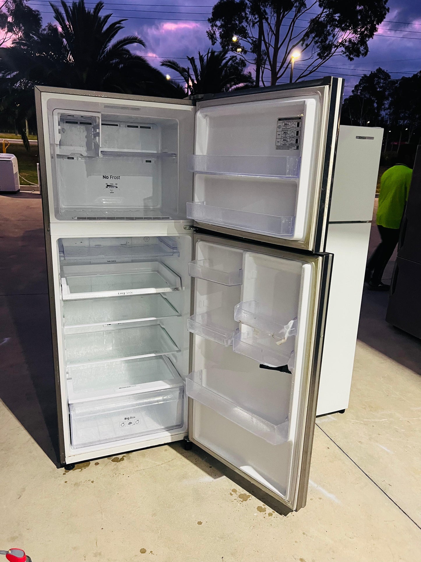 **SAMSUNG 400 LITRES FRIDGE FREEZER**