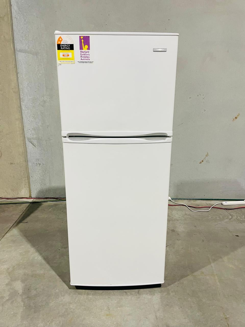 **CHANGHONG 420 LITRES FRIDGE FREEZER**