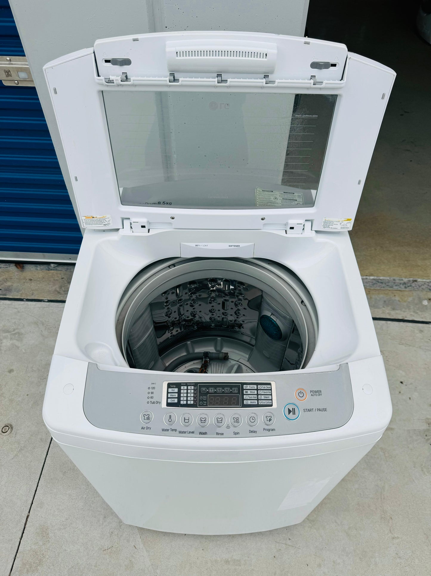 **LG 8.5KGS TOP LOADER WASHING MACHINE**