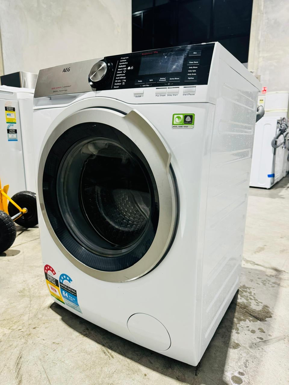 **AEG 10KGS FRONT LOADER WASHING MACHINE**