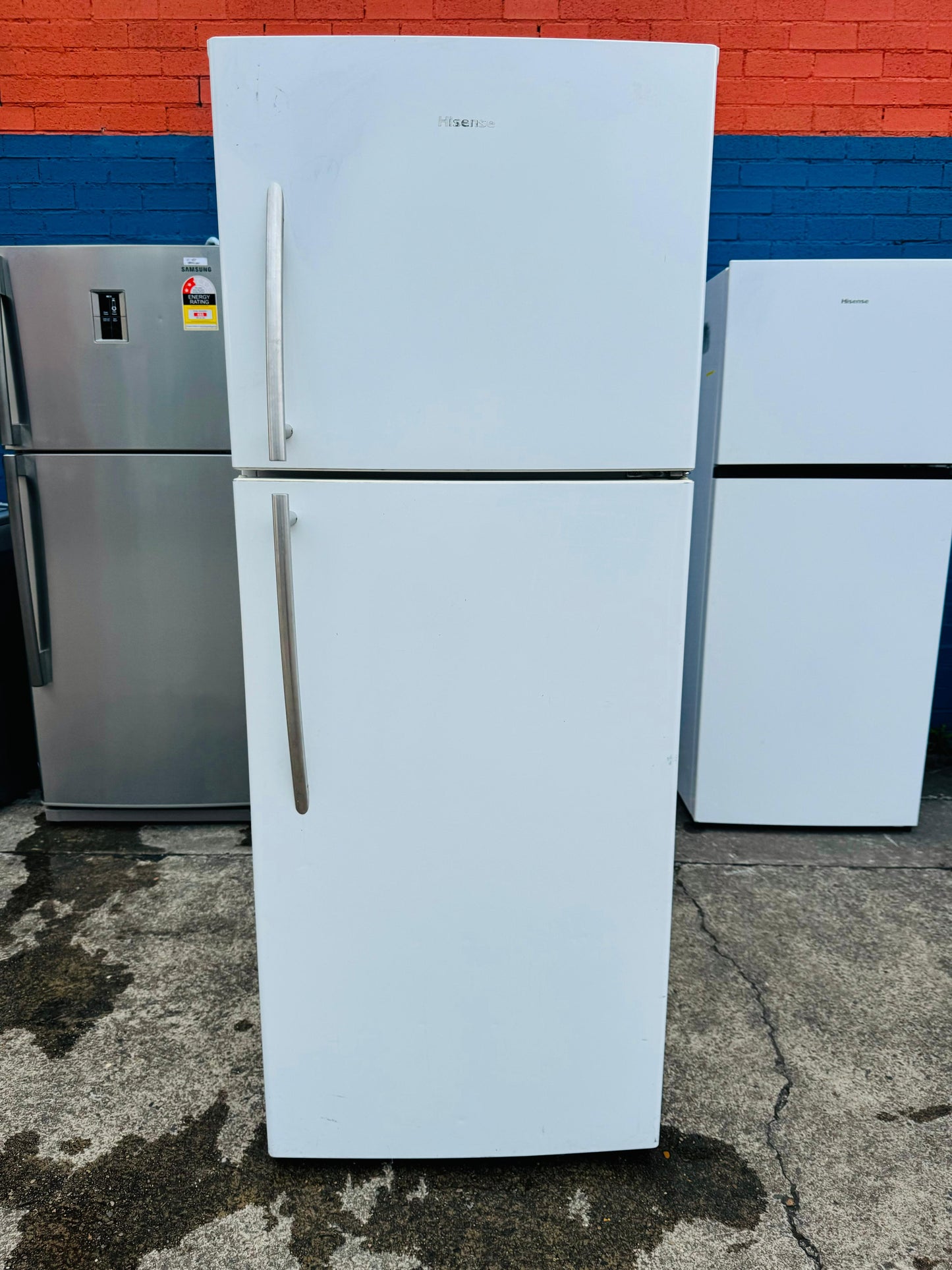 **HISENSE 436 LITRES FRIDGE FREEZER**