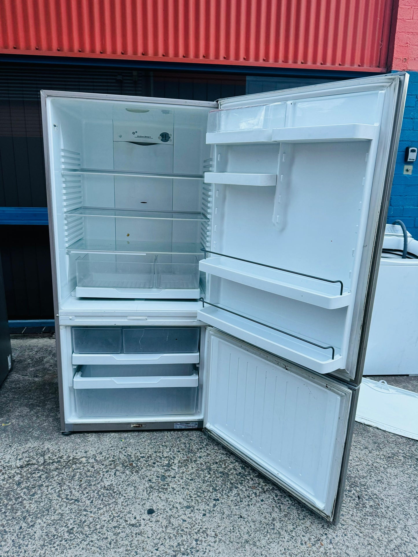 **FISHER & PAYKEL 519 LITRES FRIDGE FREEZER**