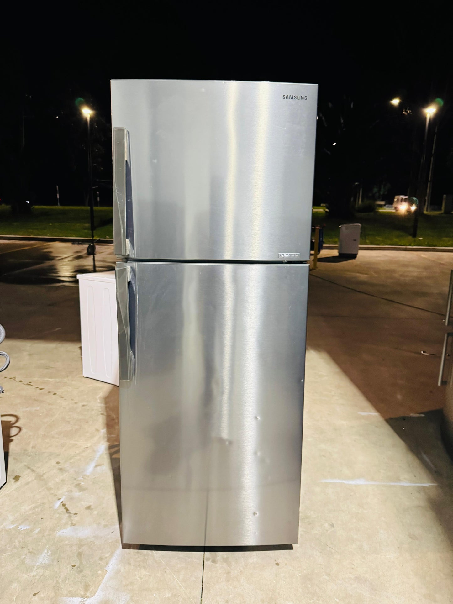 **SAMSUNG 393 LITRES FRIDGE FREEZER**