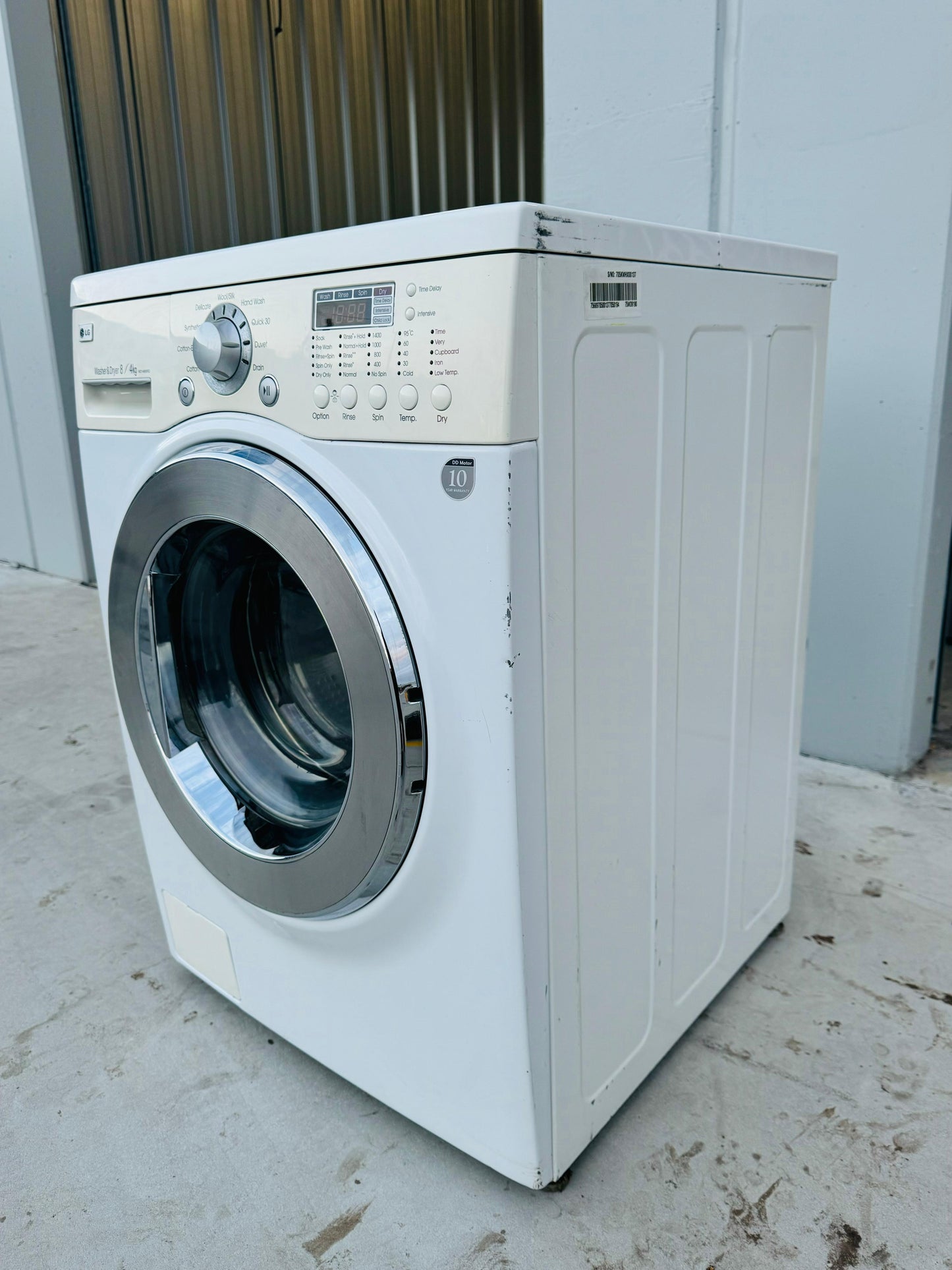 **LG 8KGS FRONT LOADER WASHING MACHINE**