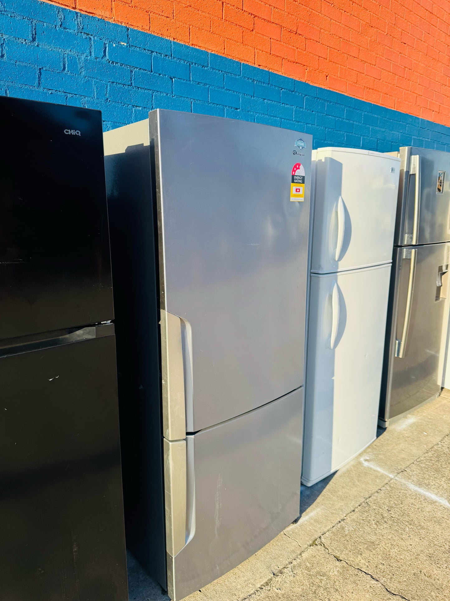**WESTINGHOUSE 454 LITRES FRIDGE FREEZER**