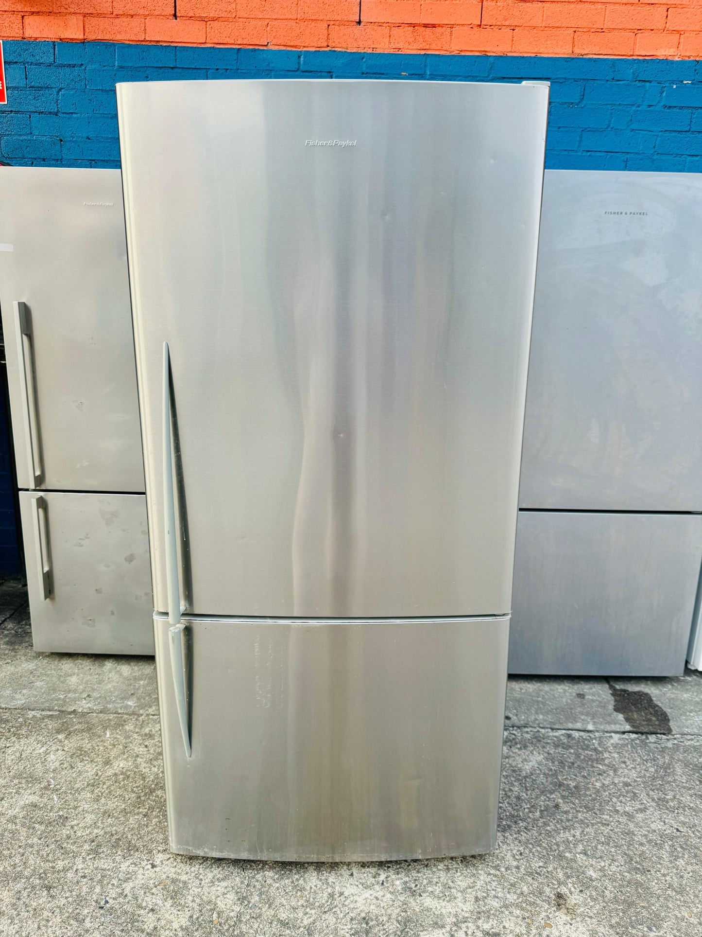 **FISHER & PAYKEL 519 LITRES FRIDGE FREEZER**