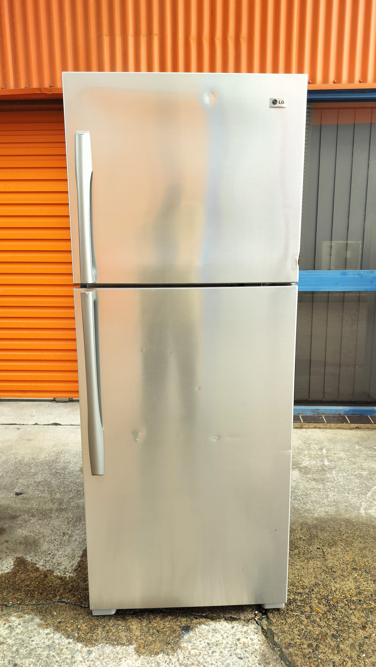 **LG 422 LITRES FRIDGE FREEZER**