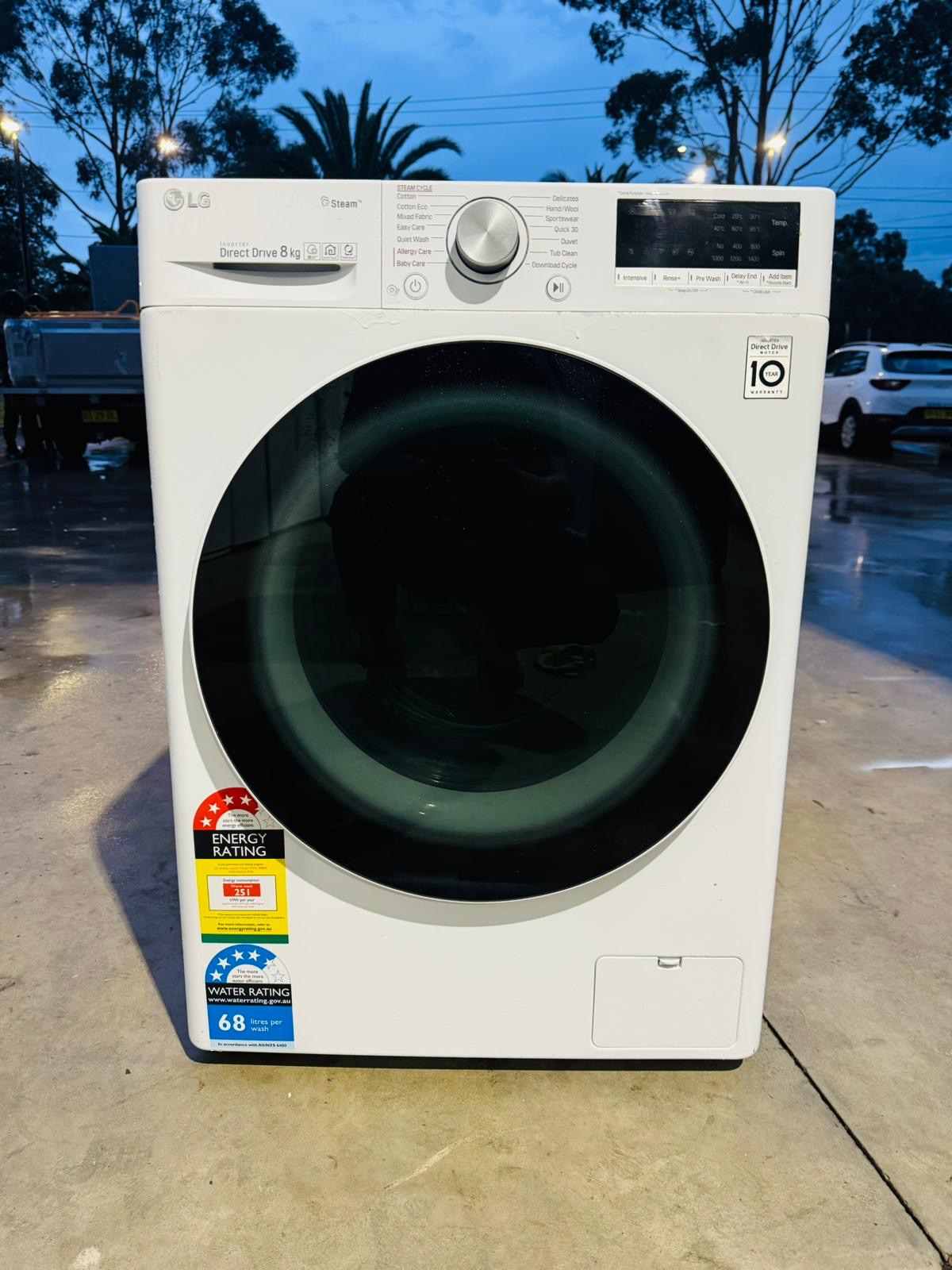 **LG 8 KGS FRONT LOADER WASHING MACHINE**