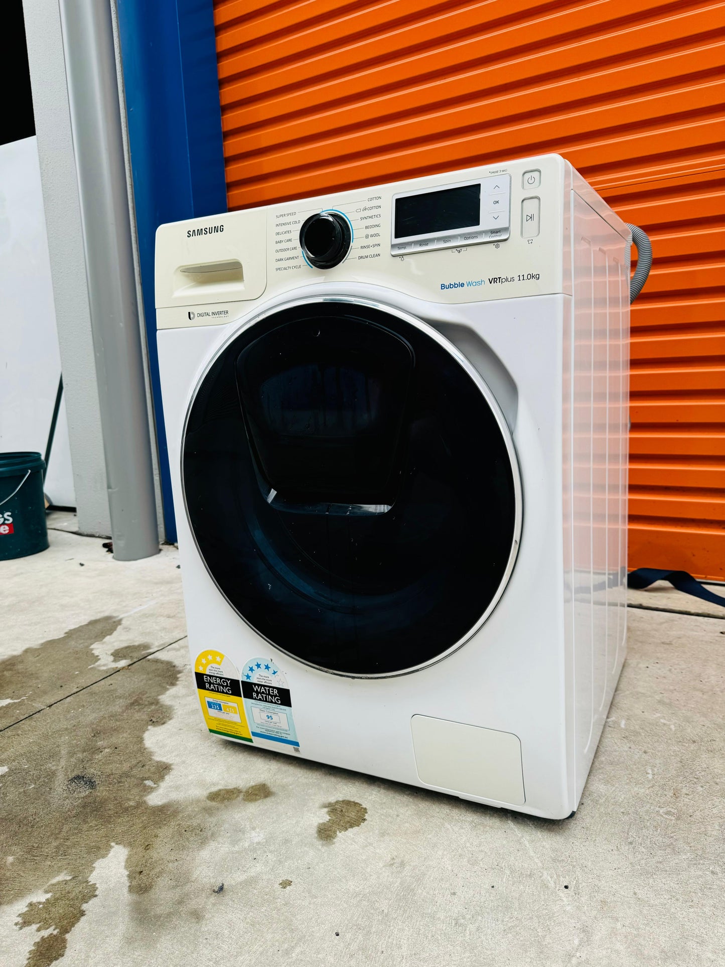 **SAMSUNG 11KGS FRONT LOADER WASHING MACHINE**