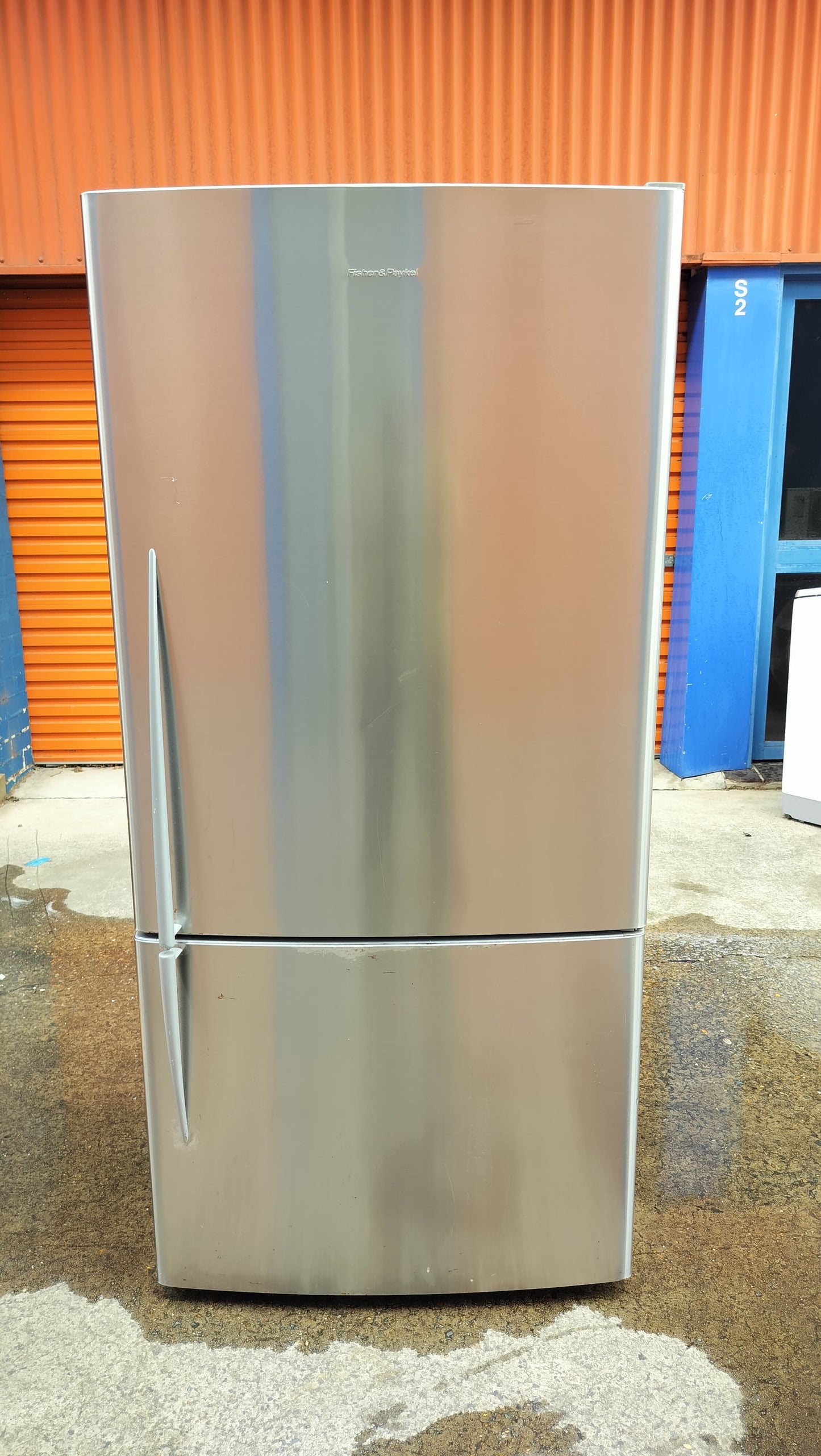 **FISHER & PAYKEL 519 LITRES FRIDGE FREEZER**