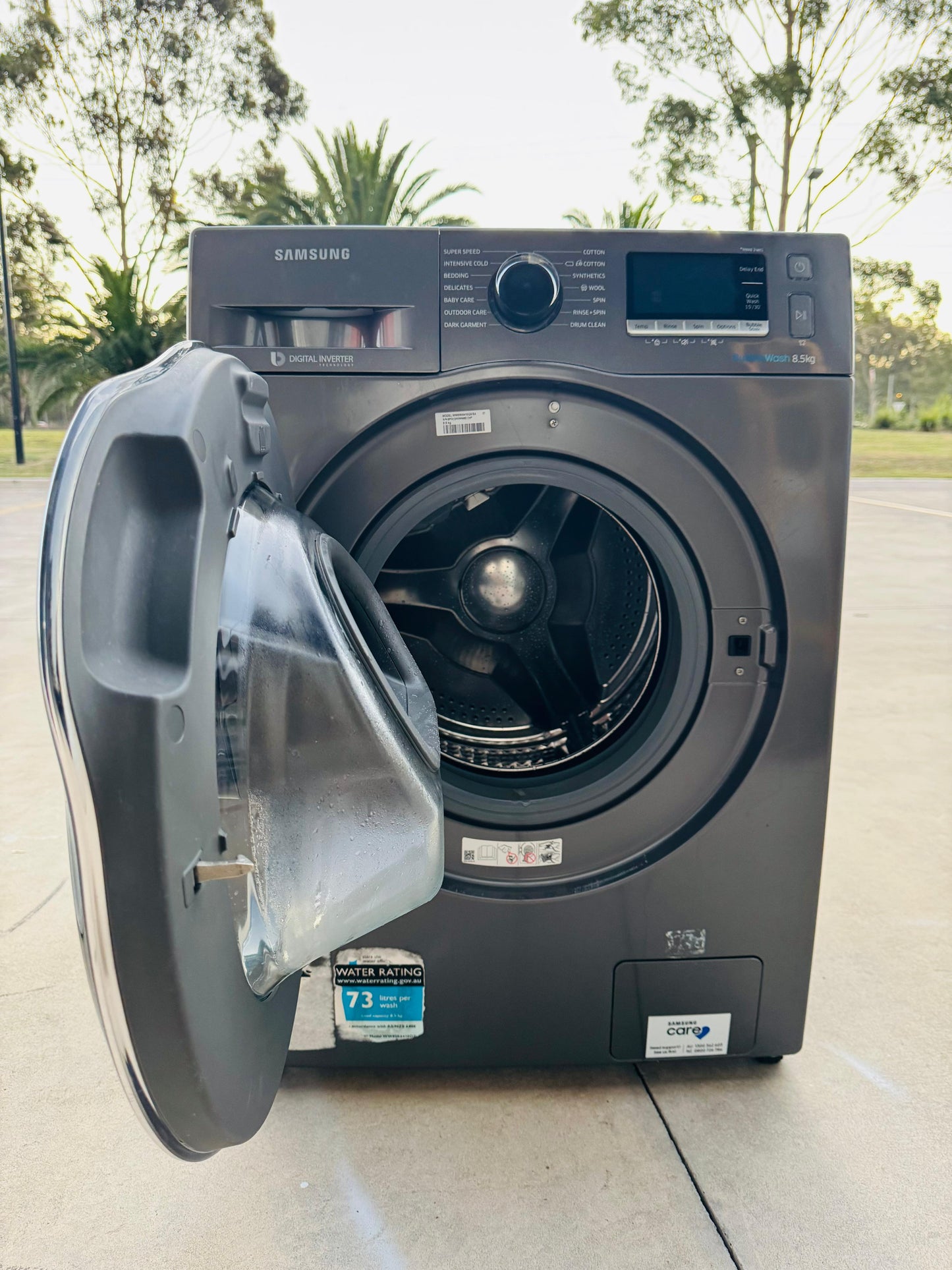 **SAMSUNG 8.5KGS FRONT LOADER WASHING MACHINE*