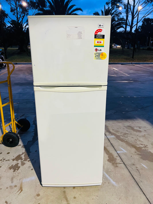 **LG 392 LITRES FRIDGE FREEZER**