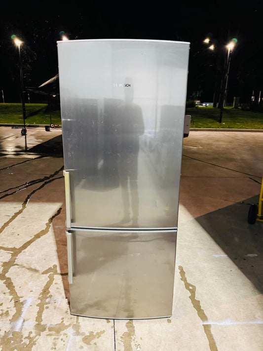 **BOSCH 450 LITRES FRIDGE FREEZER**