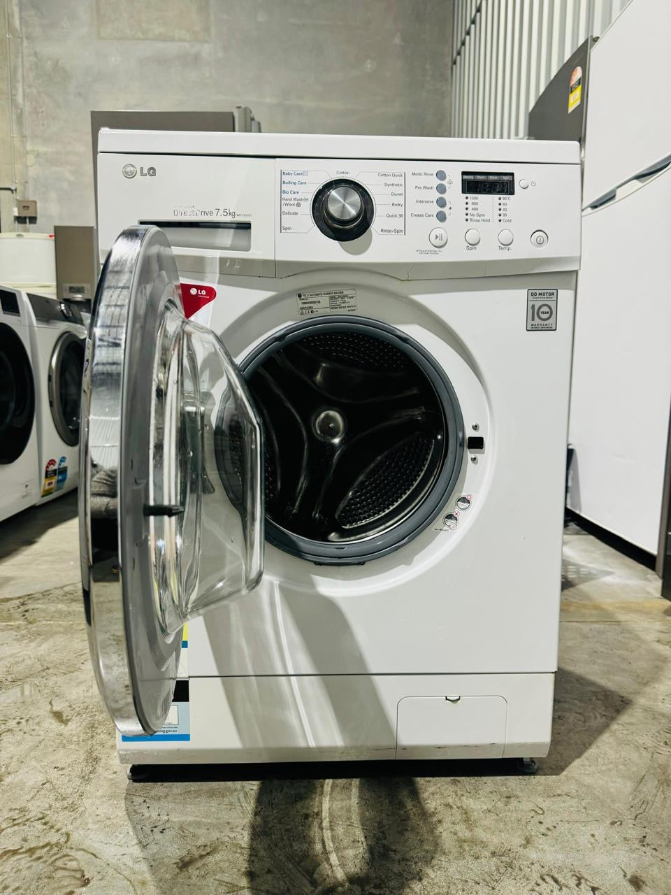 **LG 7.5KGS FRONT LOADER WASHING MACHINE**