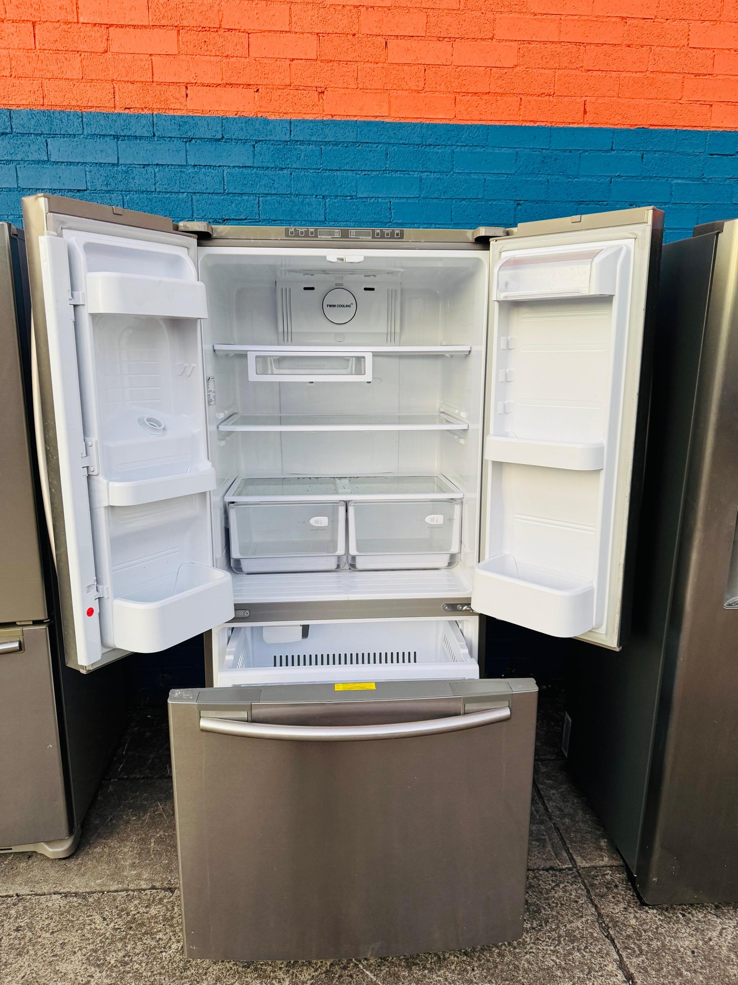 **SAMSUNG FRENCH DOOR 579 LITRES FRIDGE FREEZER**