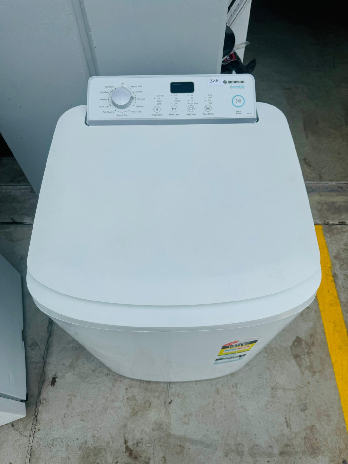 **SIMPSON 5.5 KGS TOP LOADER WASHING MACHINE**