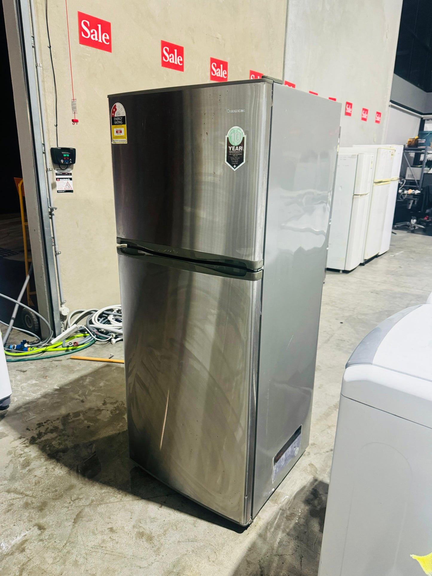 **CHANGHONG 400 LITRES FRIDGE FREEZER**