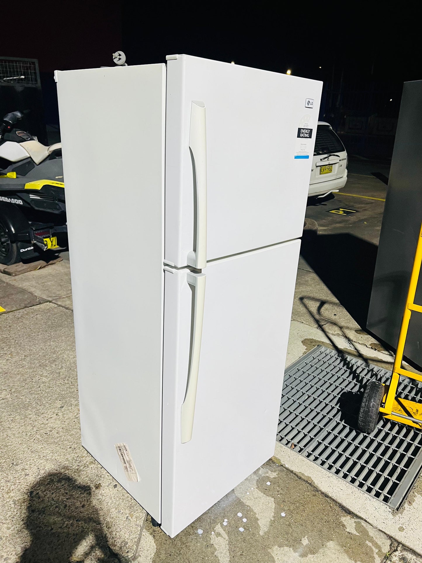 **LG 315 LITRES FRIDGE FREEZER**