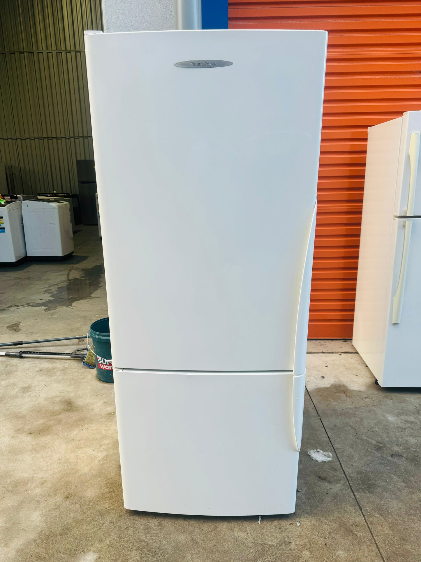 **FISHER & PAYKEL 442 LITRES FRIDGE FREEZER**