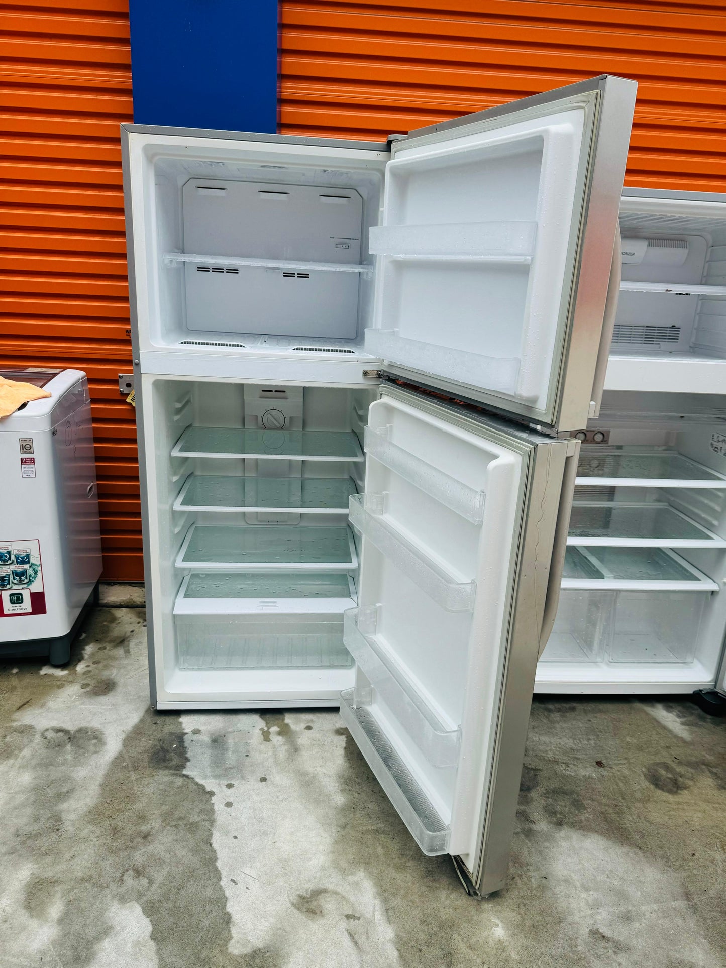 **HAIER 422 LITRES FRIDGE FREEZER**