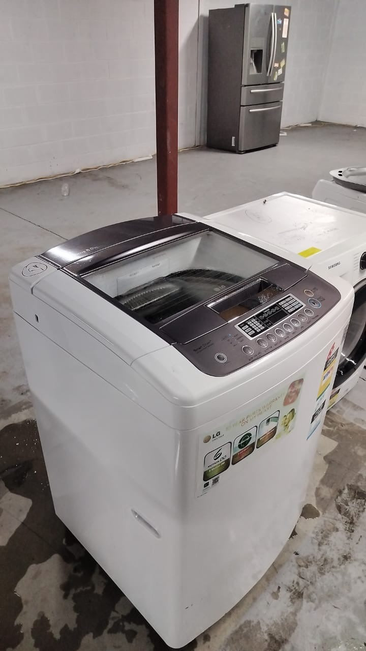 **LG 8 KGS TOPLOADER WASHING MACHINE**