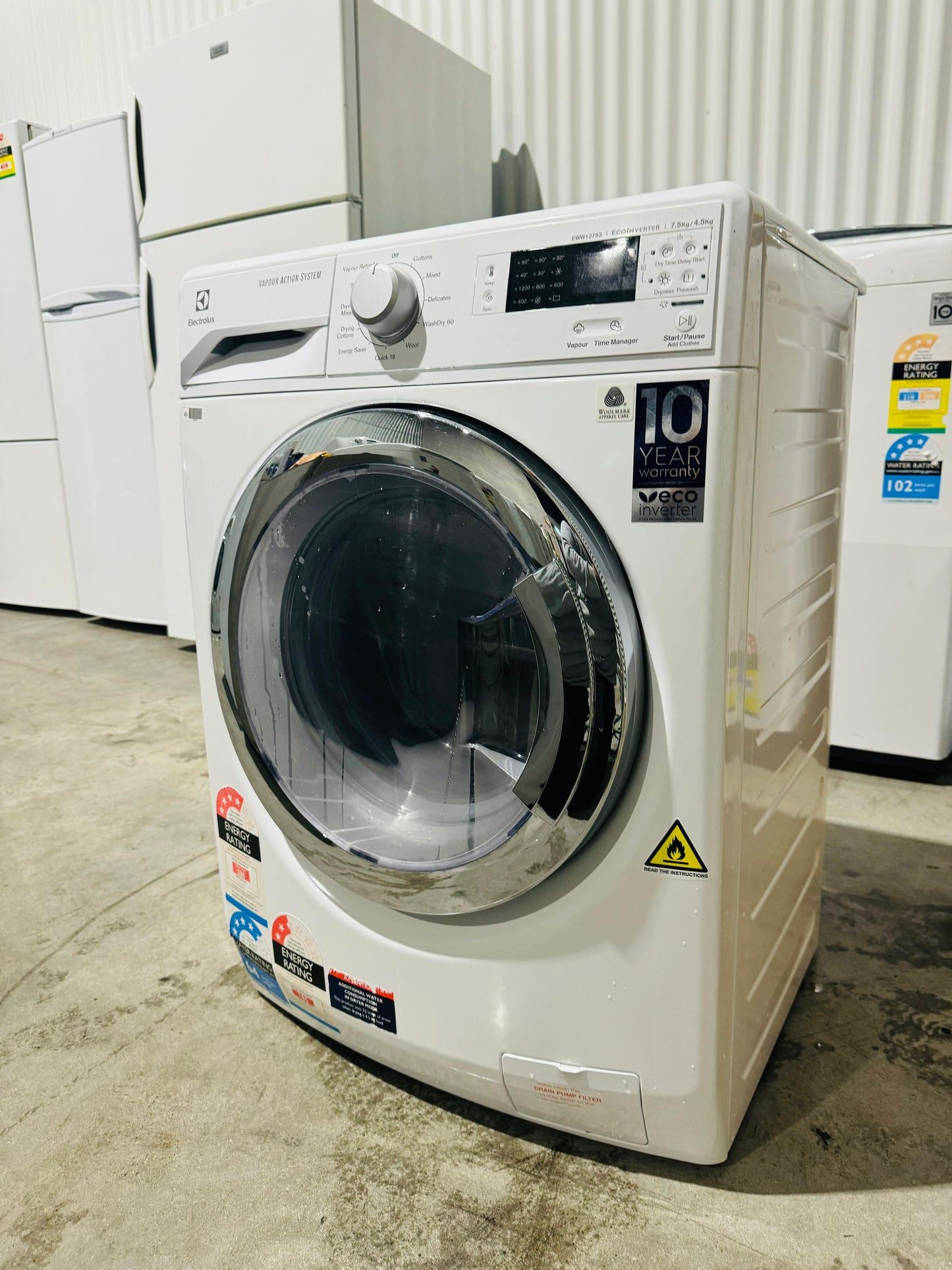 **ELECTROLUX 7.5KGS FRONT LOADER WASHING MACHINE & 4.5 KGS DRYER COMBO**