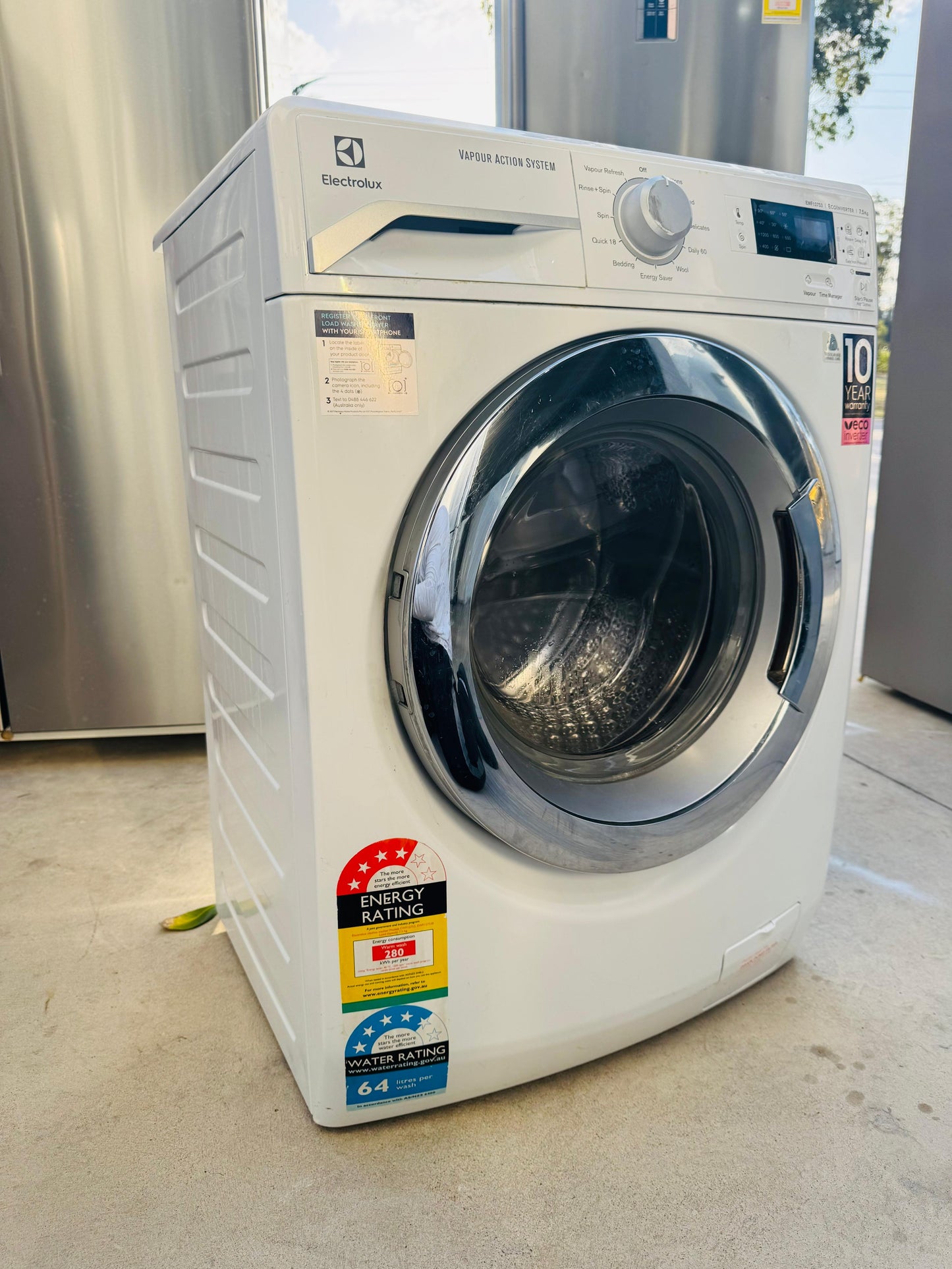 **ELECTROLUX 7.5 KGS FRONT LOADER WASHING MACHINE**