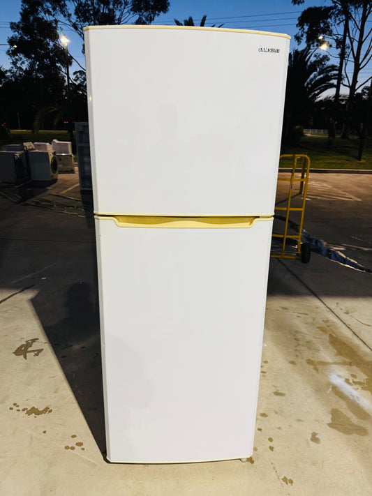 **SAMSUNG 395 LITRES FRIDGE FREEZER**