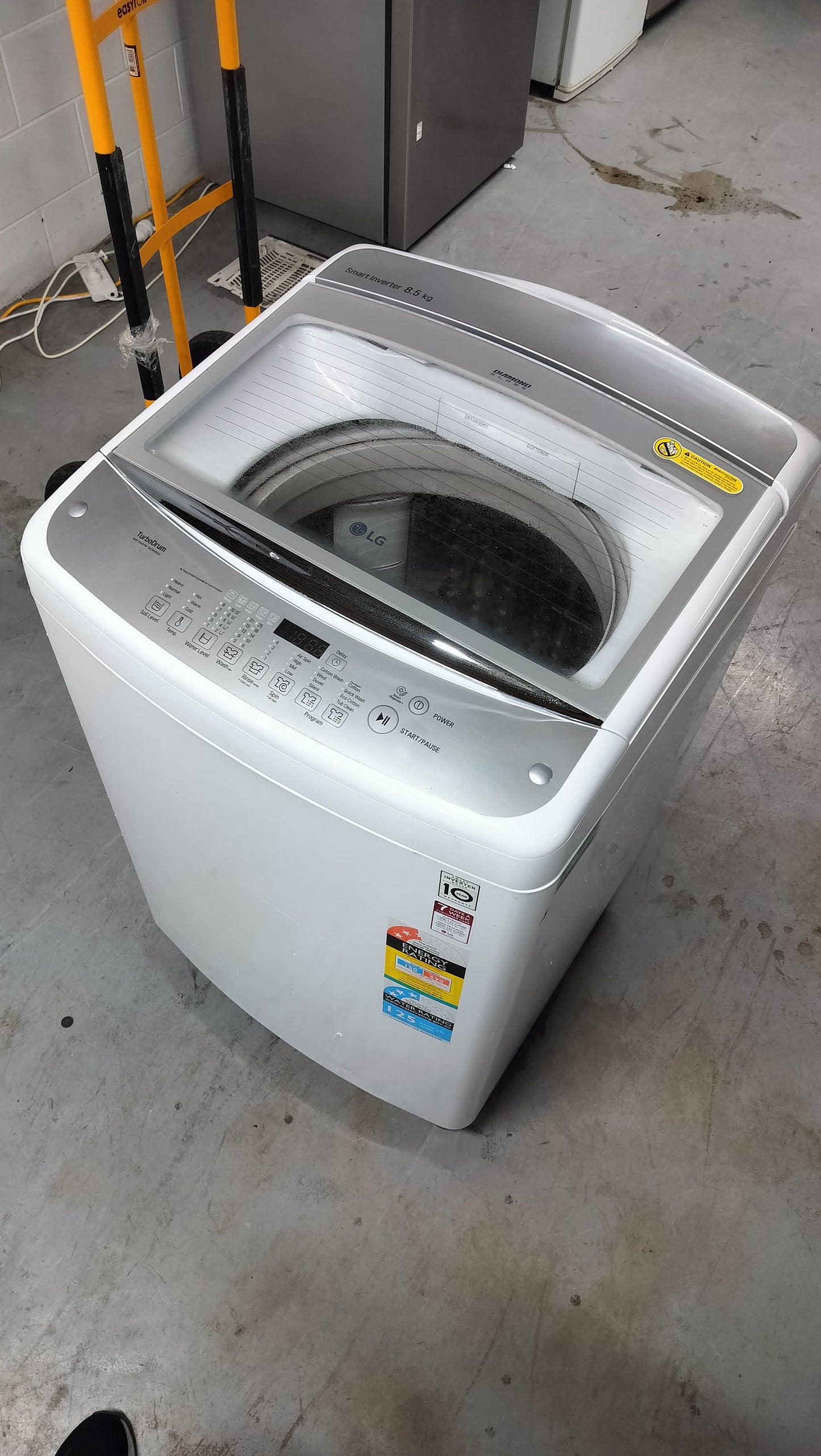 **LG 8.5 KGS TOPLOADER WASHING MACHINE**