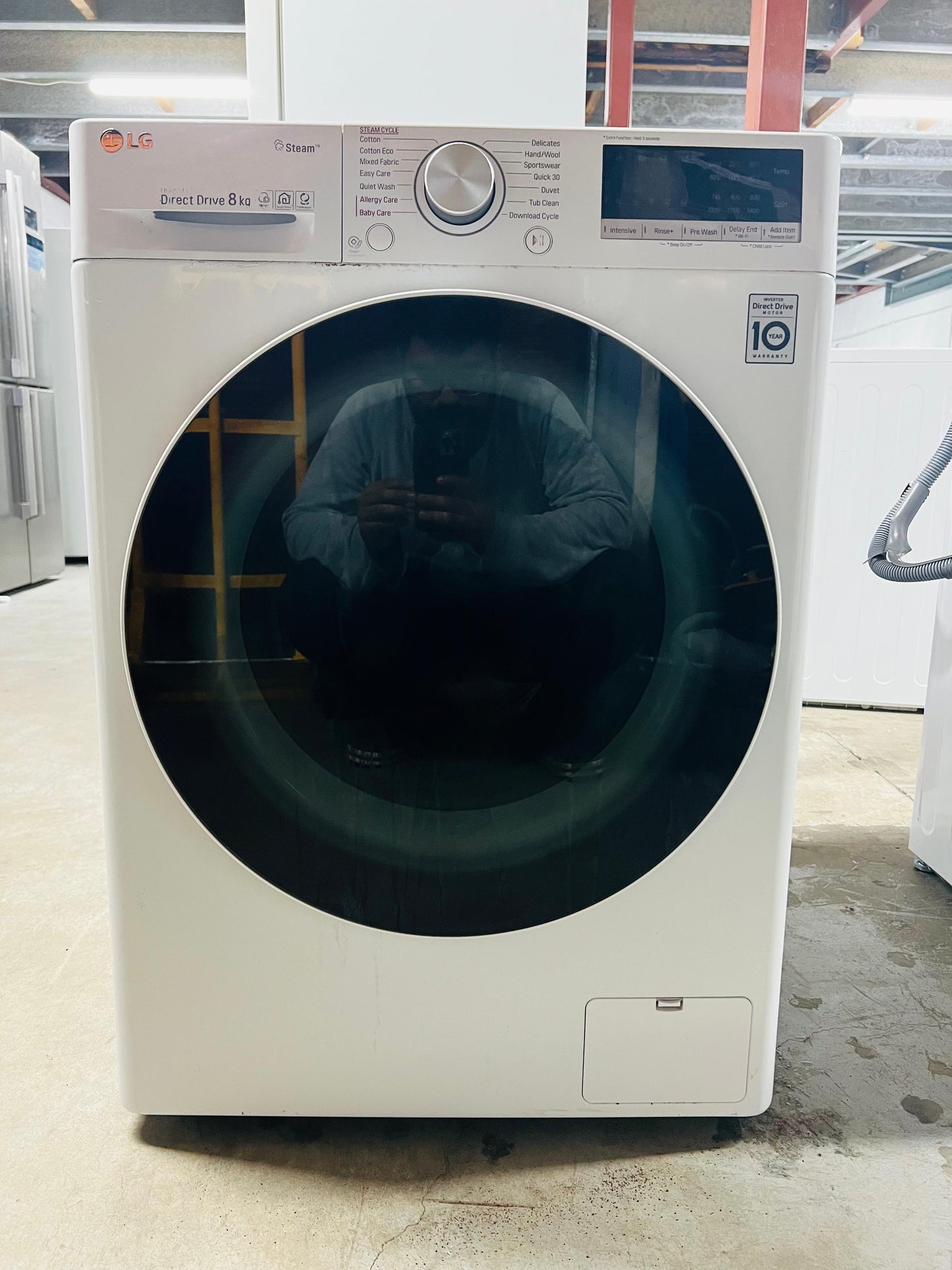 **LG 8KGS FRONT LOADER WASHING MACHINE**