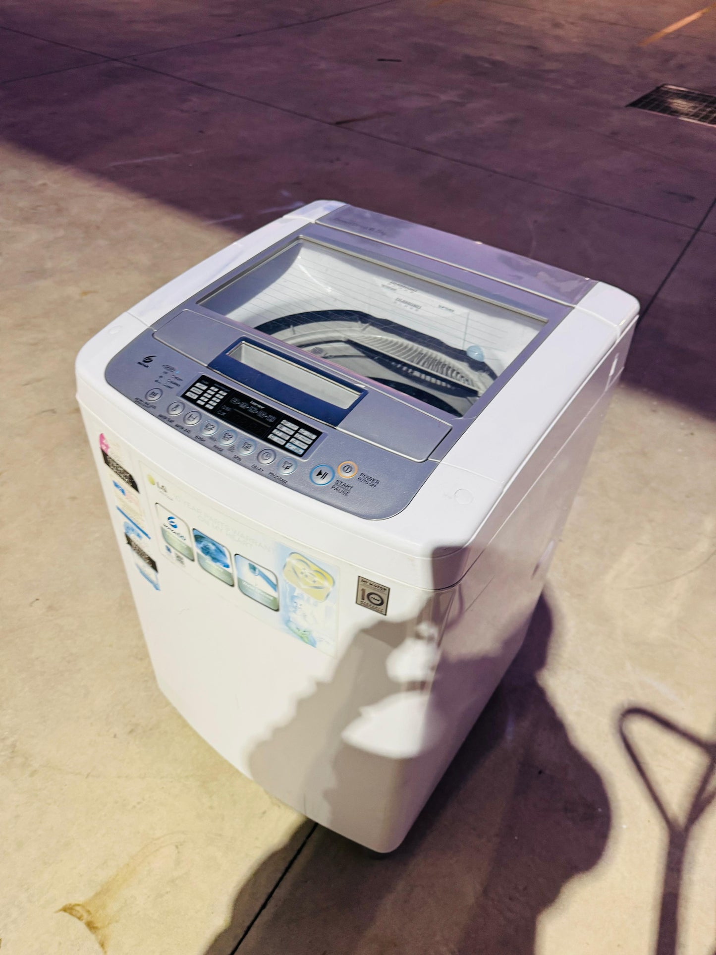 **LG 6.5 KGS TOP LOADER WASHING MACHINE**