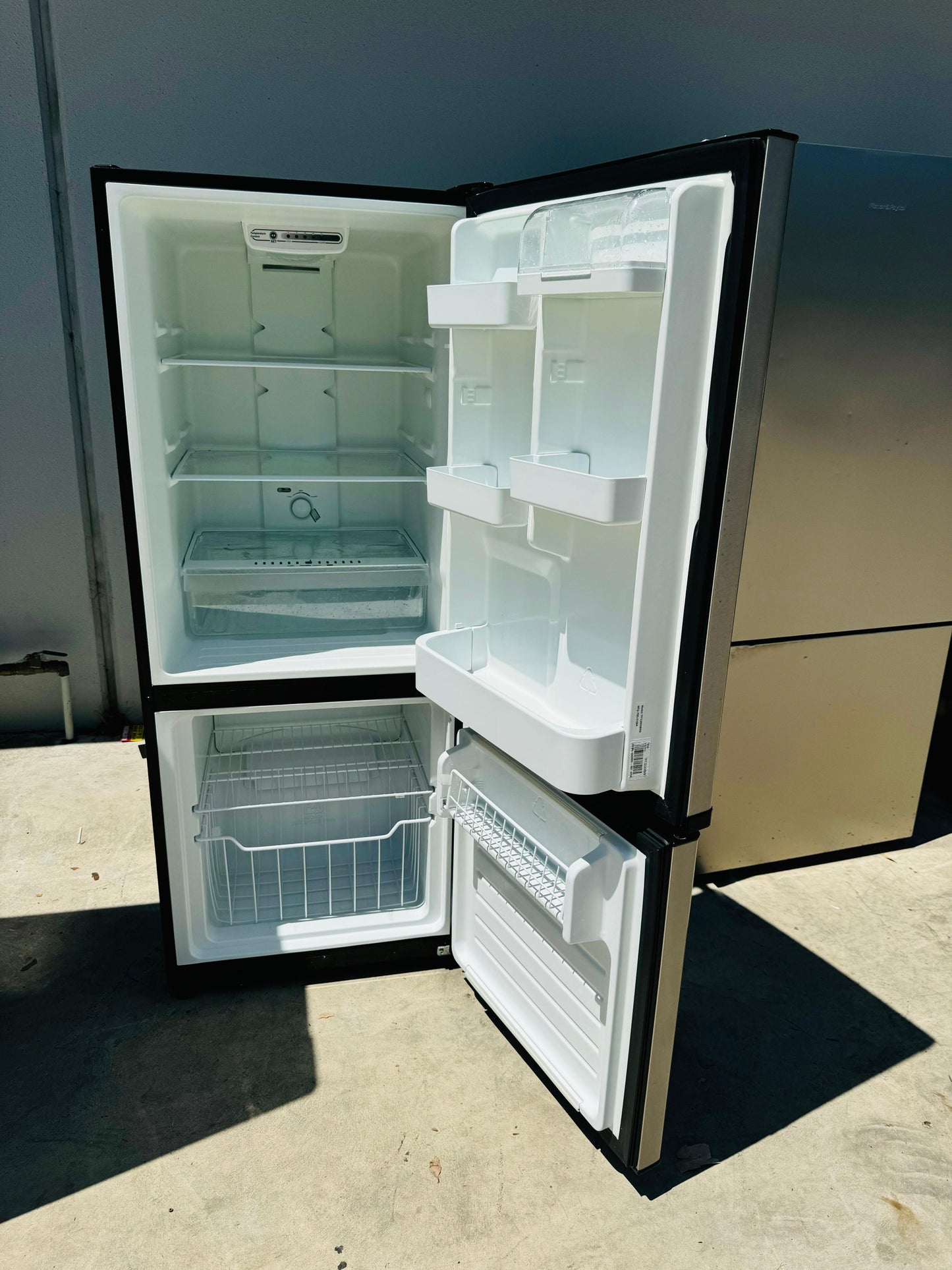 **TECO 320 LITRES FRIDGE FREEZER**