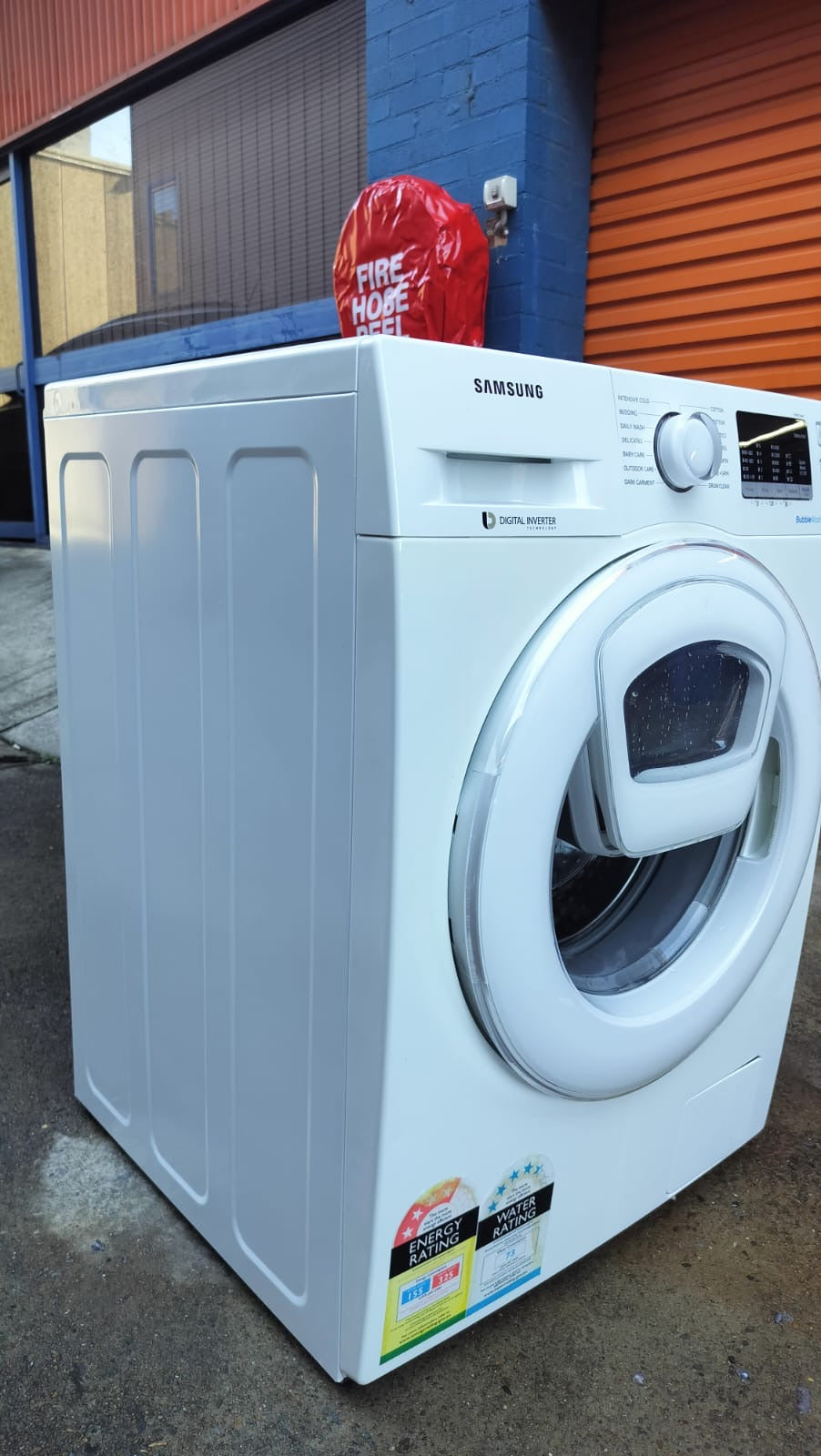 **SAMSUNG 8.5kg FRONT LOADER WASHING MACHINE**