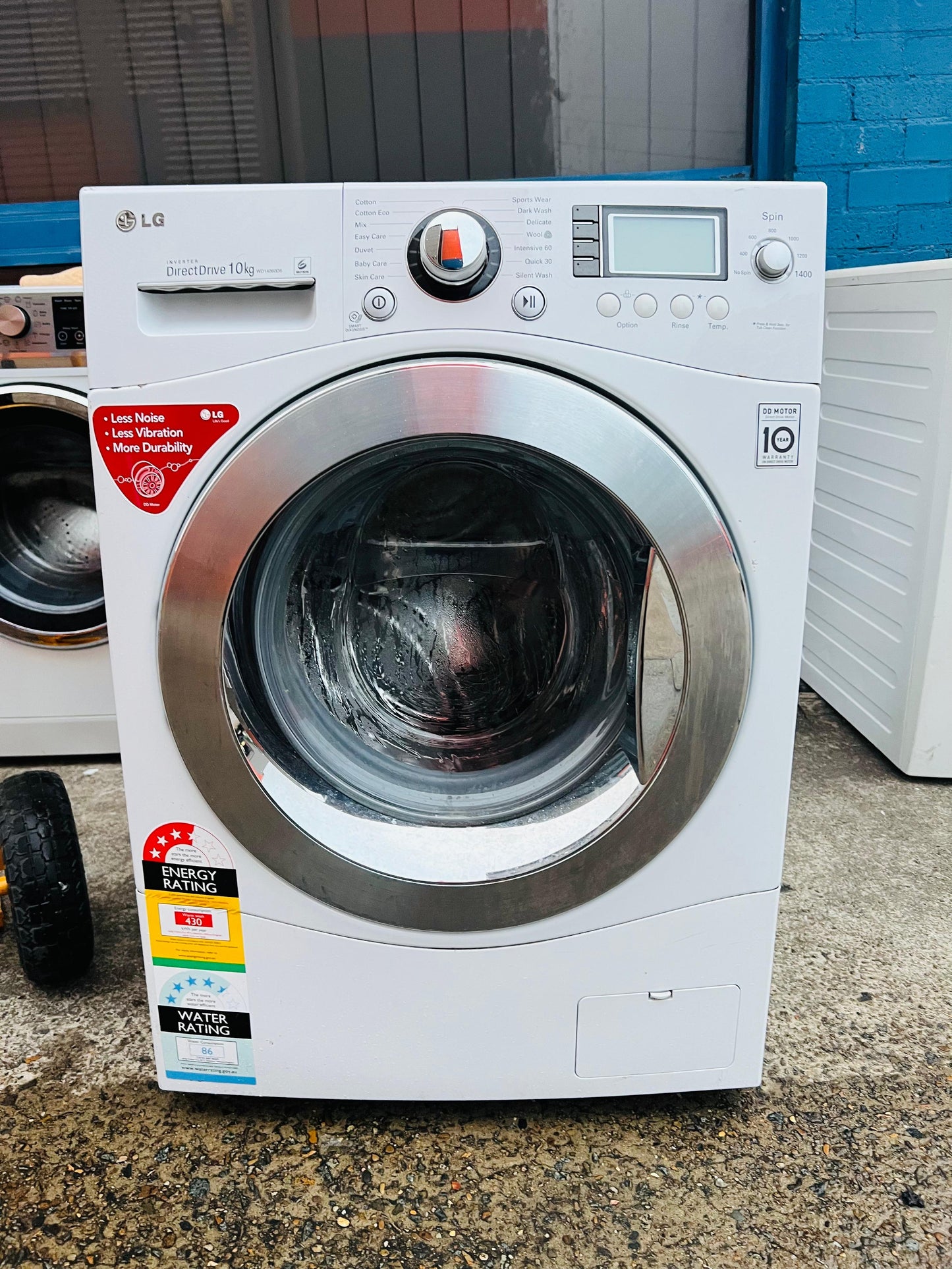 **LG 10KGS FRONT LOADER WASHING MACHINE**