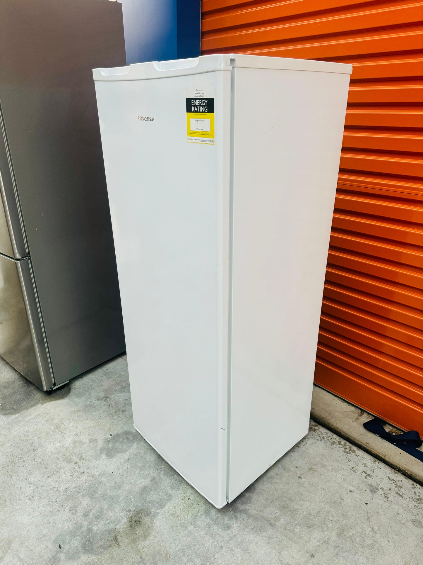 **HISENSE 175 LITRES FREEZER**