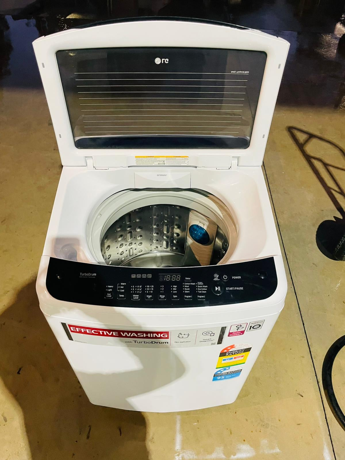 **LG 6.5 KGS TOP LOADER WASHING MACHINE**