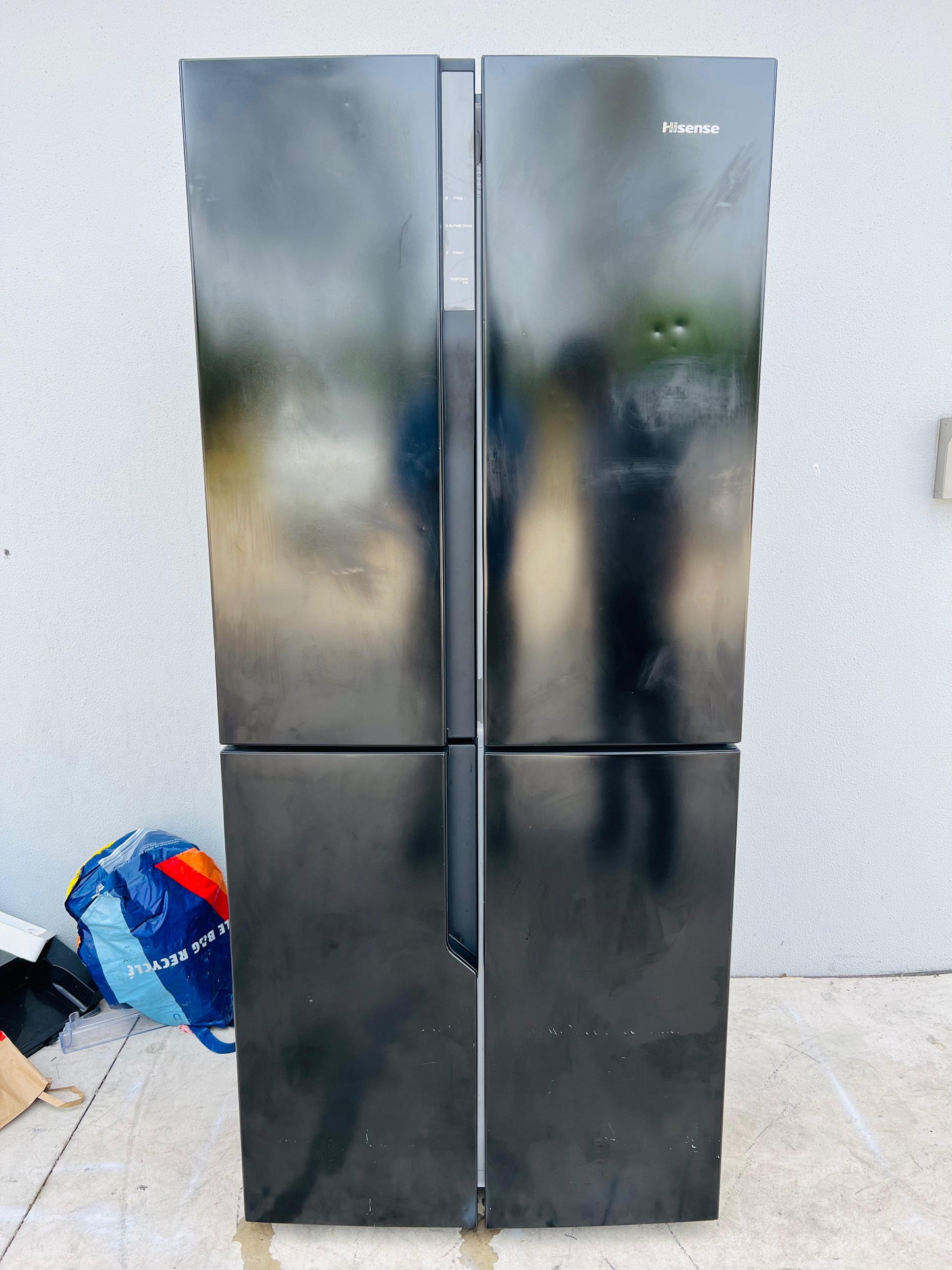 **HISENSE QUAD FRENCH DOOR 512 LITRES FRIDGE FREEZER**