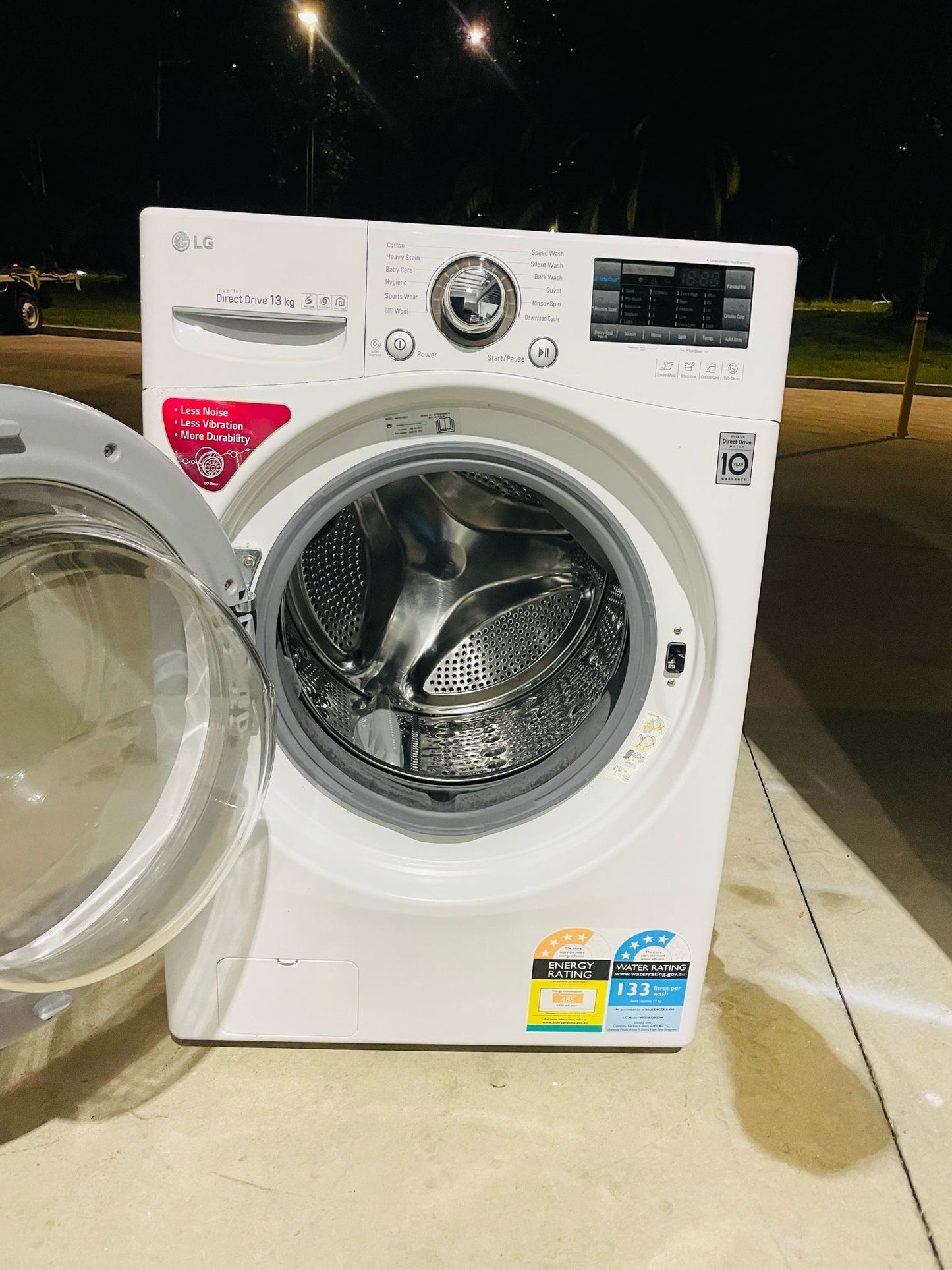 **LG 13 KGS FRONT LOADER WASHING MACHINE**