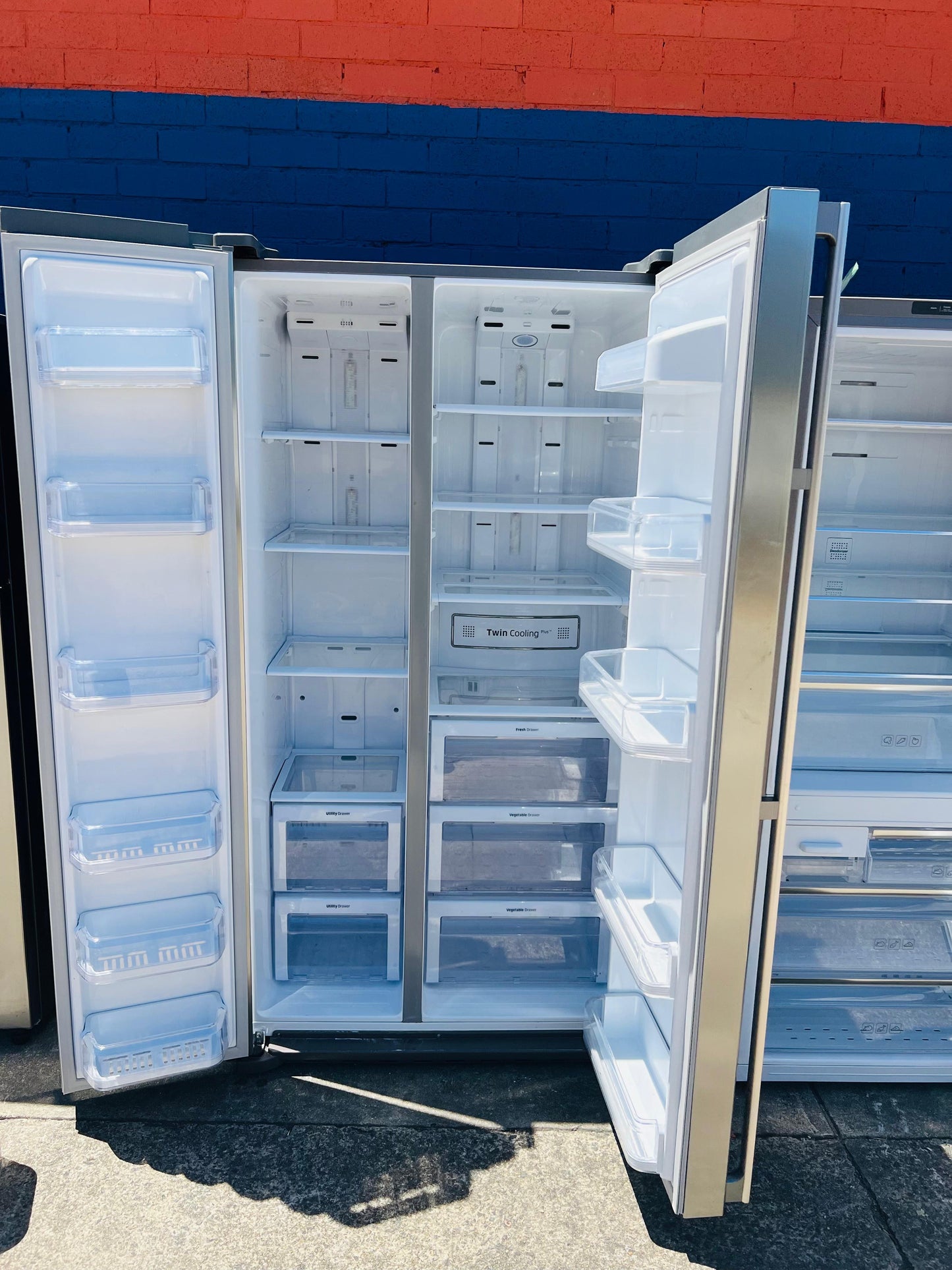 **SAMSUNG SIDE BY SIDE 710 LITRES FRIDGE FREEZER**