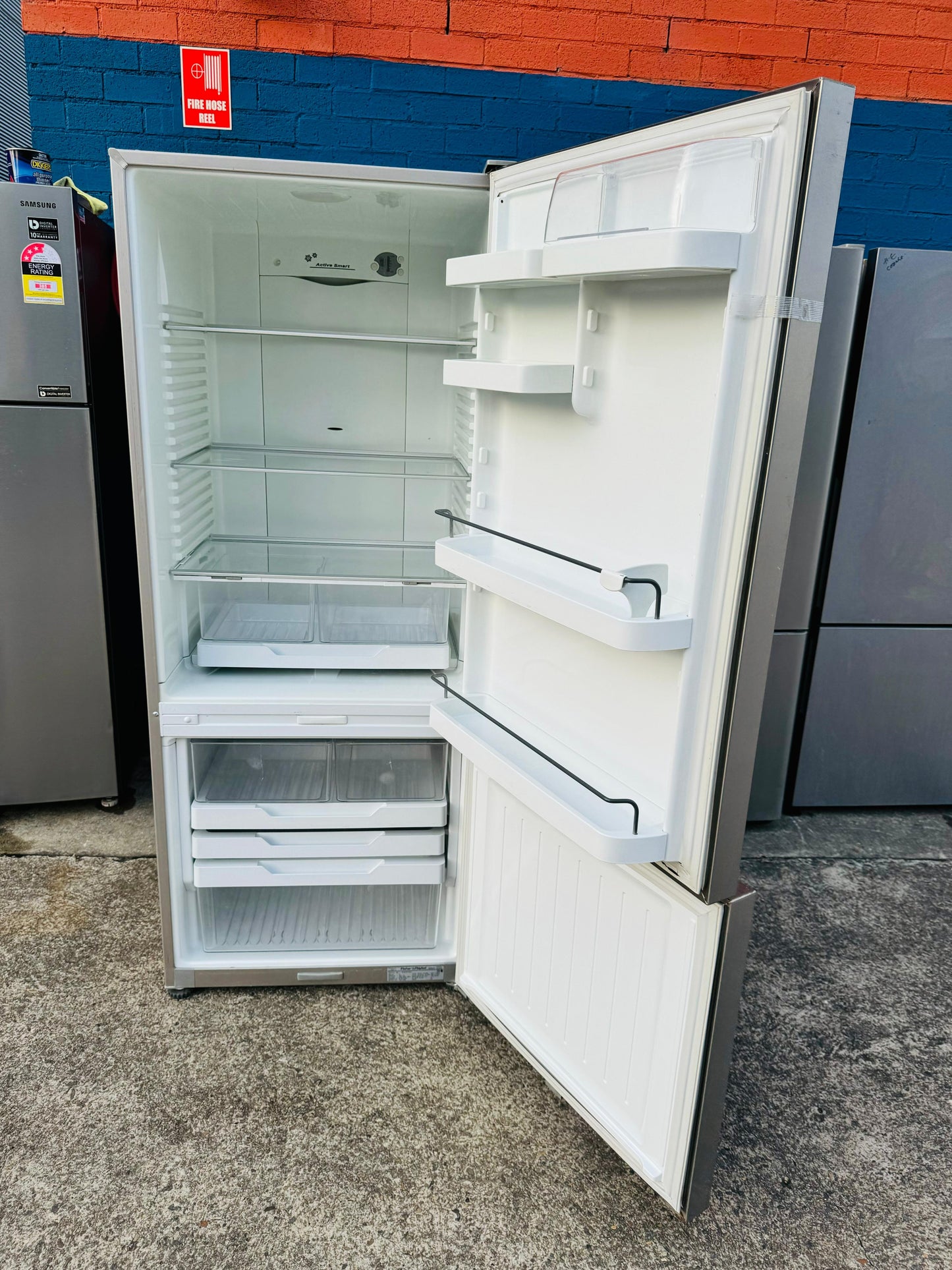 **FISHER & PAYKEL 442 LITRES FRIDGE FREEZER**