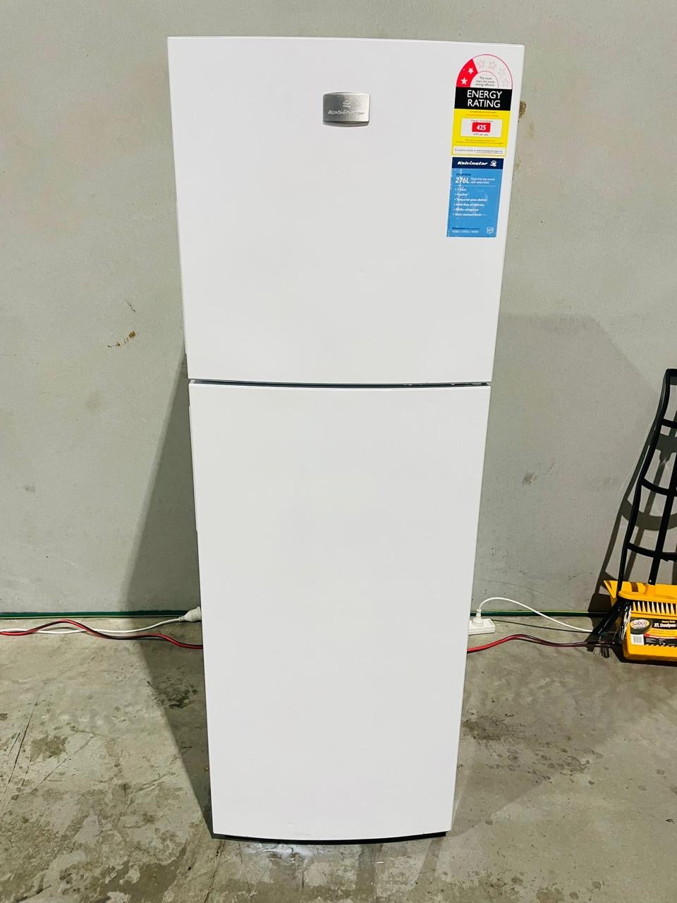 **KELVINATOR 276 LITRES FRIDGE FREEZER**