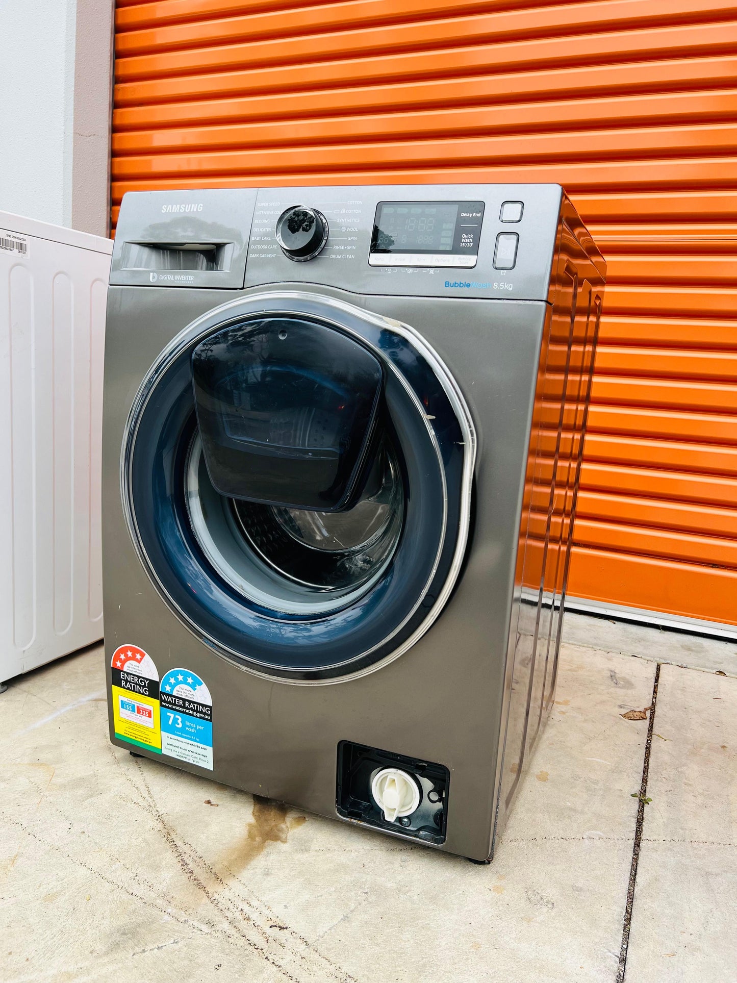 **SAMSUNG 8.5 KGS FRONT LOADER WASHING MACHINE**