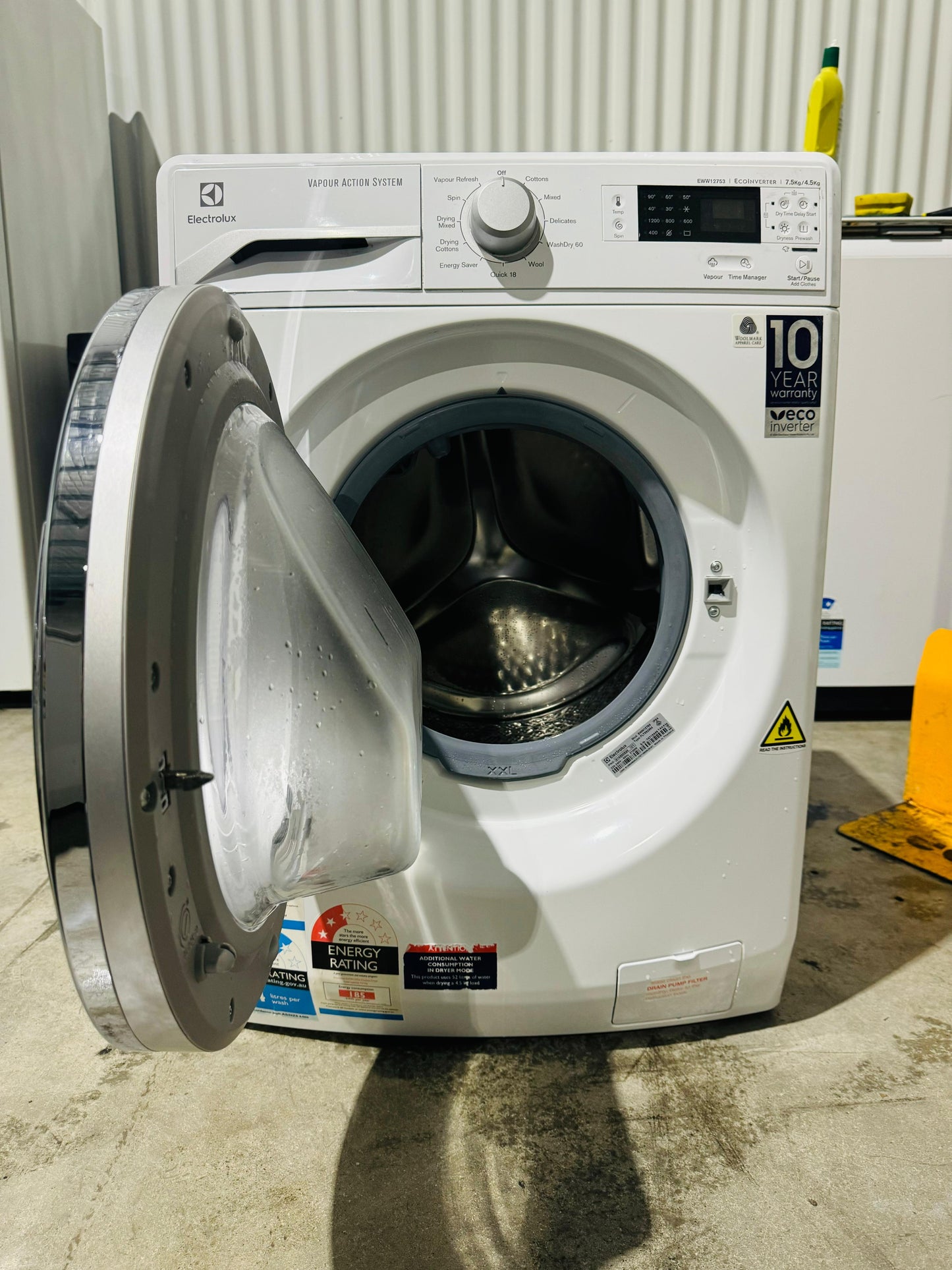 **ELECTROLUX 7.5KGS FRONT LOADER WASHING MACHINE & 4.5 KGS DRYER COMBO**