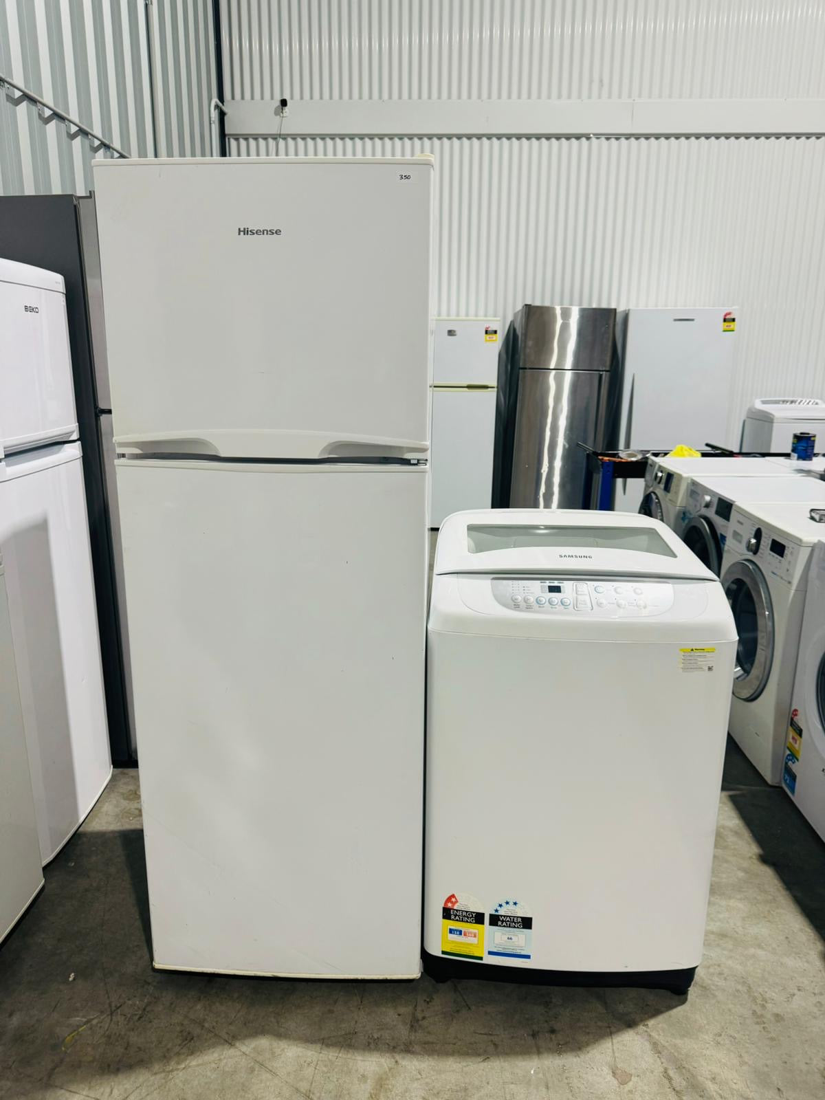 **HISENSE 342 LITRES FRIDGE FREEZER & SAMSUNG 6.5 KGS TOP LOADER WASHING MACHINE COMBO PACKAGE DEAL**