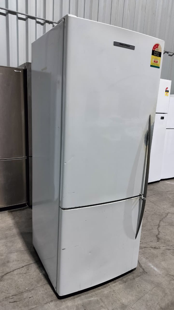 **FISHER & PAYKEL 570 LITRES FRIDGE FREEZER**