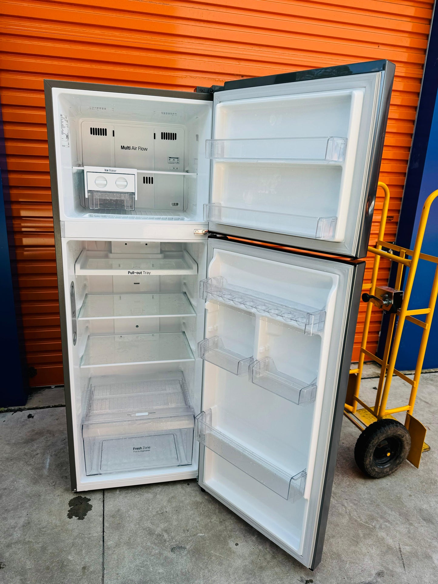 **LG 312 LITRES FRIDGE FREEZER**